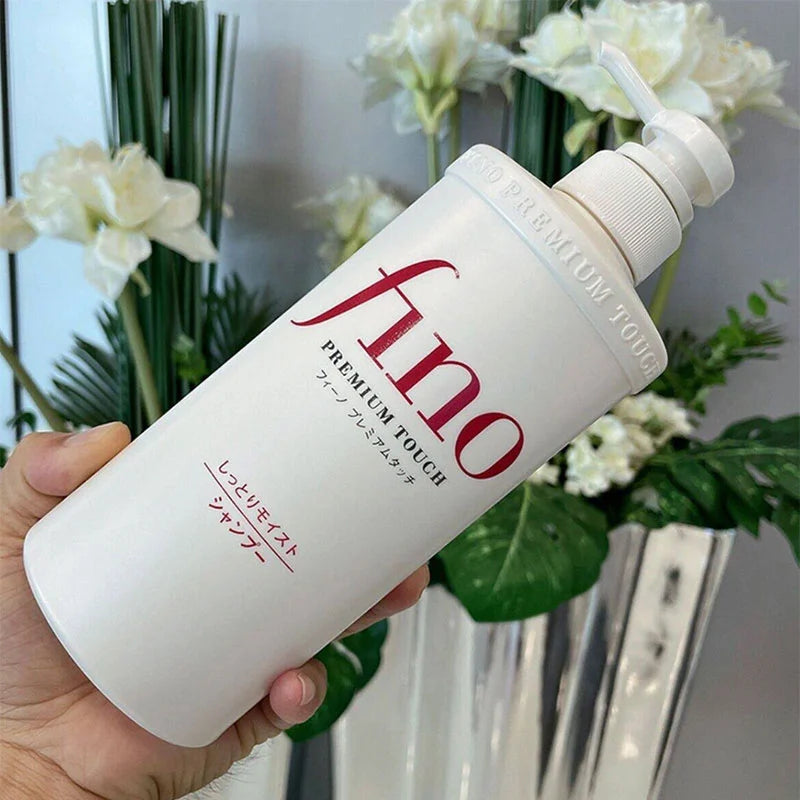 Fino Premium Touch Moist Shampoo 550ml